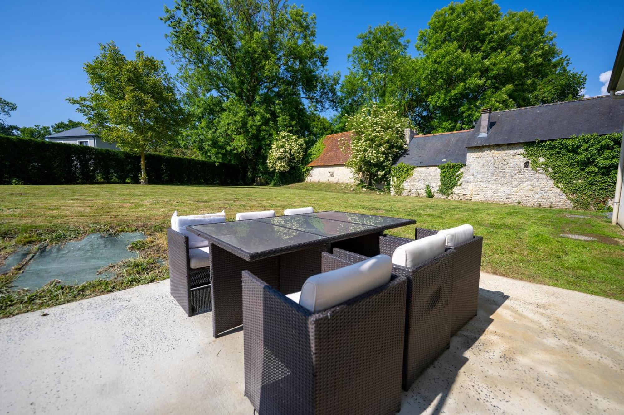 Maison De Vacances A Louer Mosles Exteriör bild